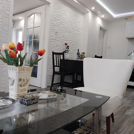 Rozinka Appartement Dunaújváros